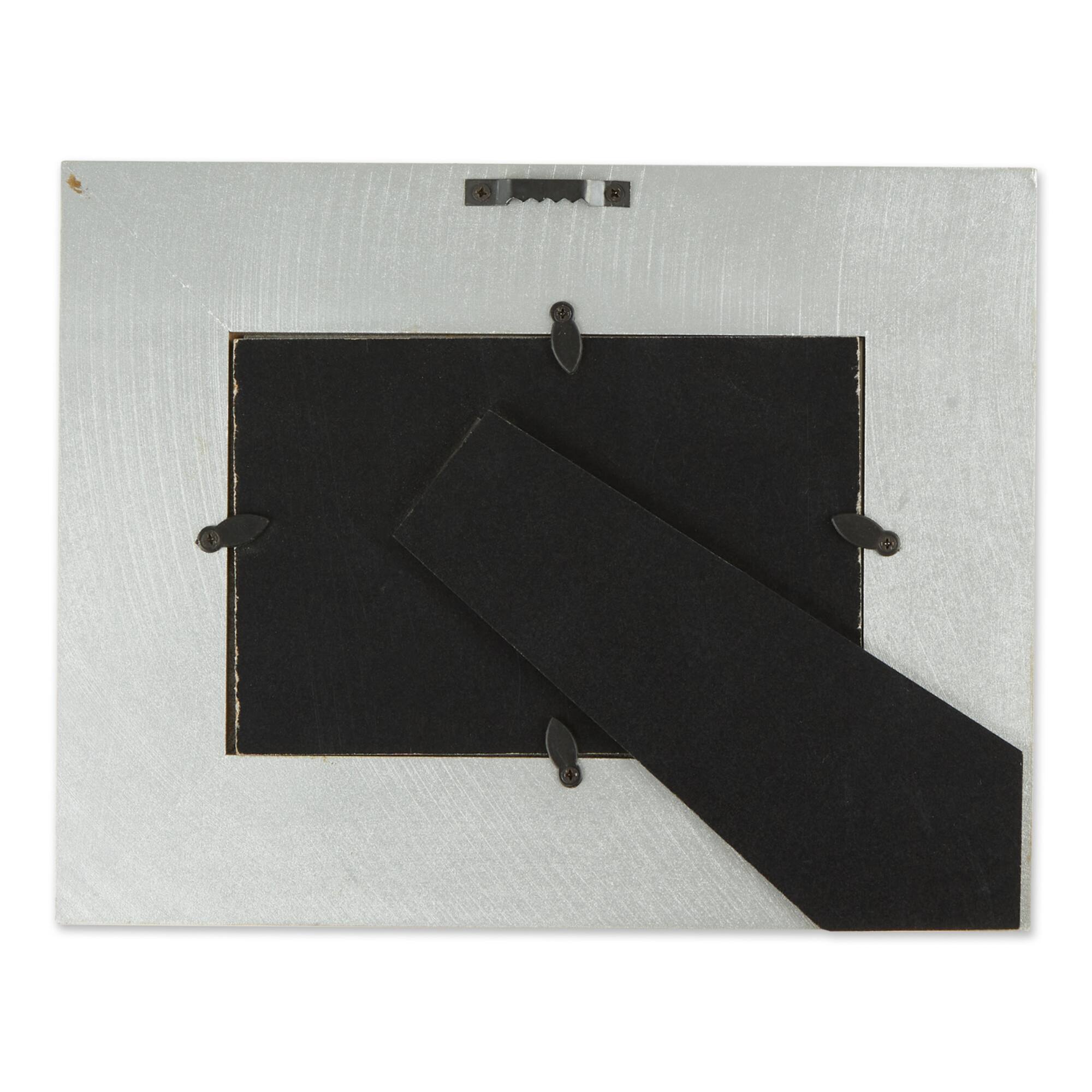 DII® Antique Silver Rub 4" x 6" Farmhouse Picture Frame